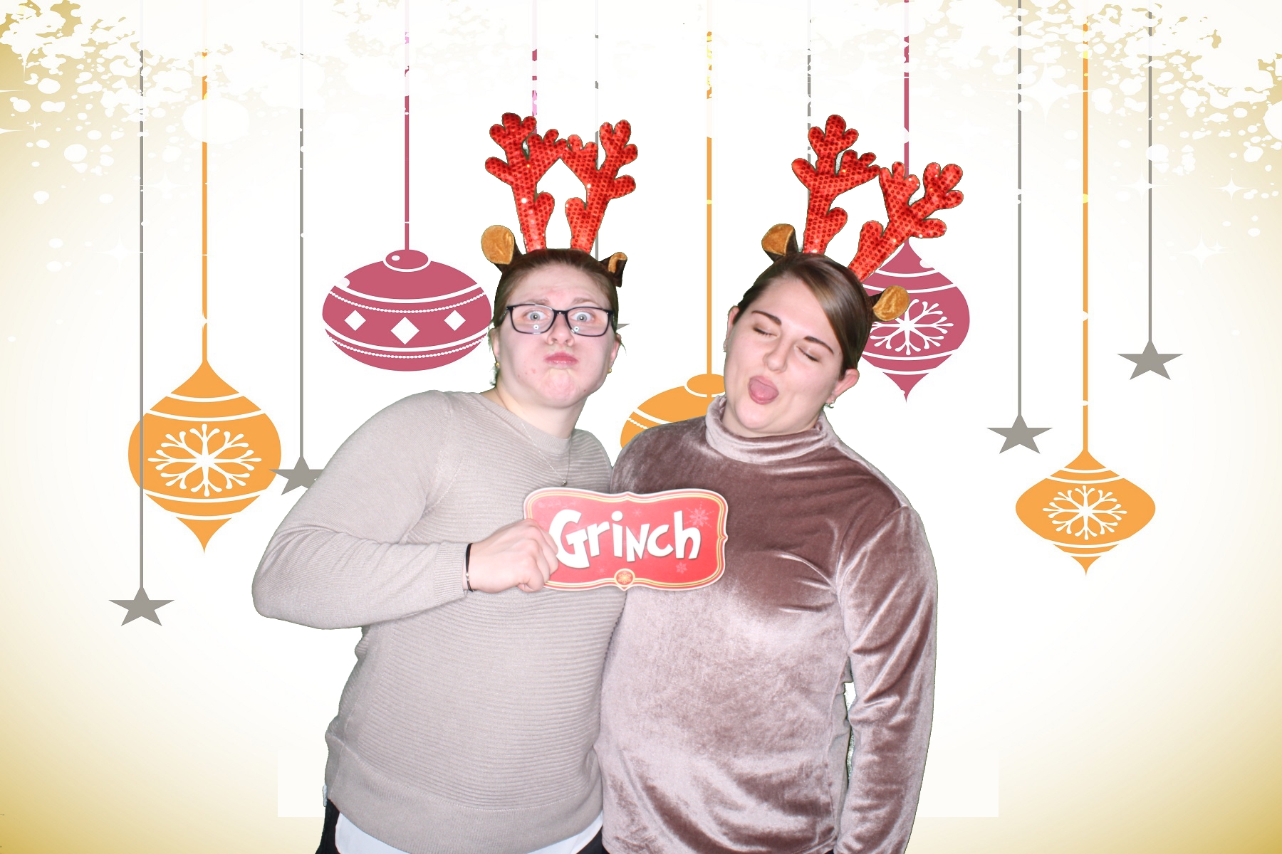 Advanced Care Hospital of Montana Holiday Party | View more photos from the event at gallery.photoboothbillings.com/u/PhotoBoothBillings/Advanced-Care-Hospital-of-Montana-Holiday-Party